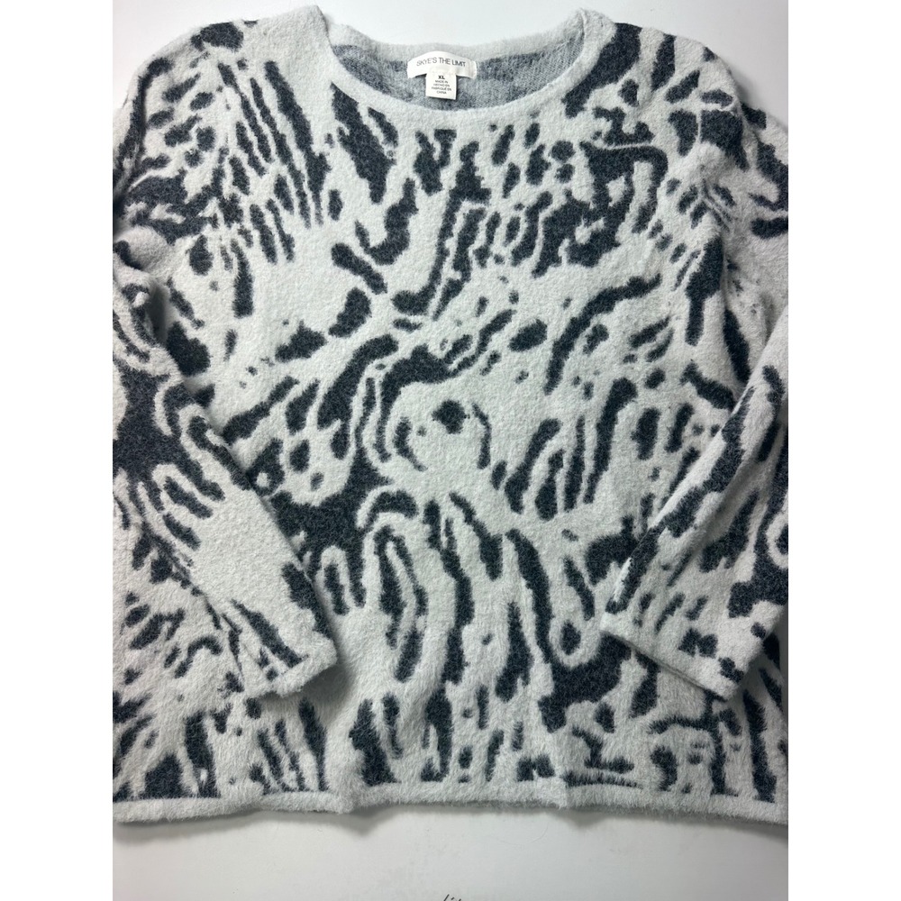 Skye's The Limit Womens XL Fuzzy Animal Print Sweater Black White Eyelash Knit